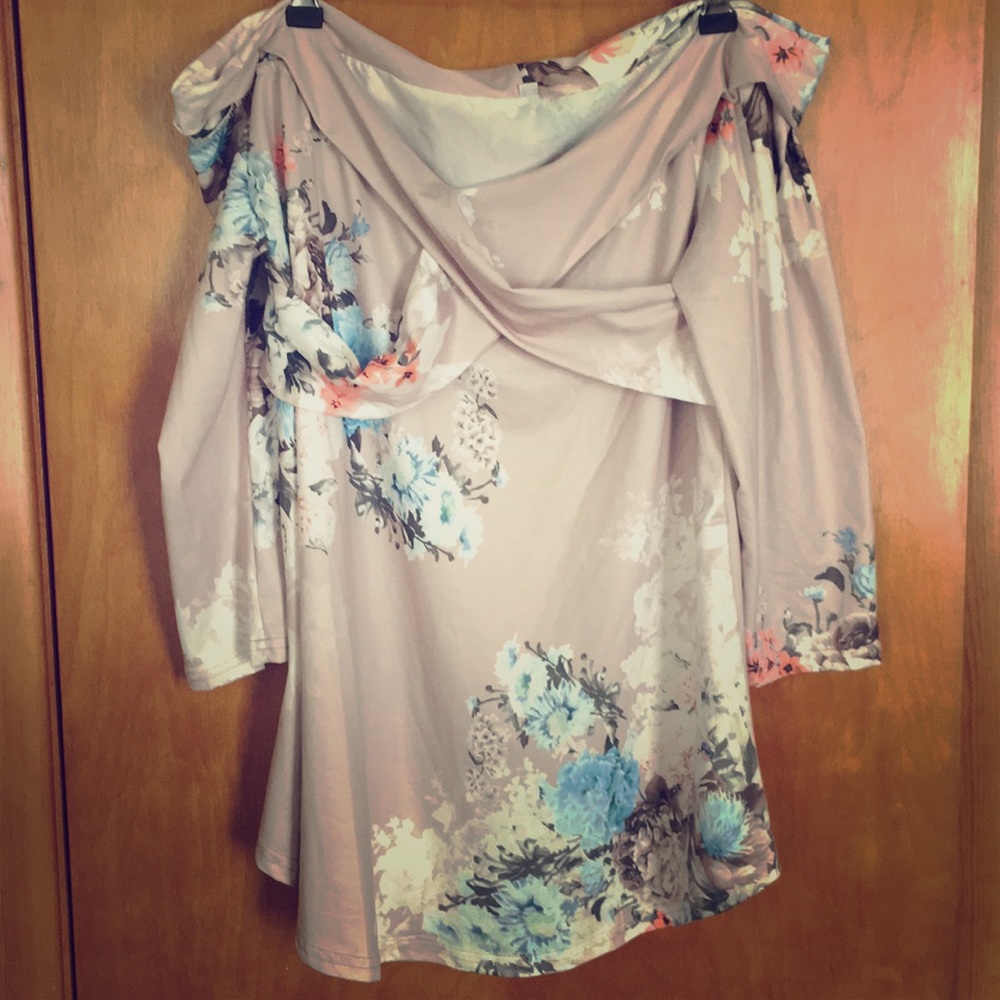 Summer off the shoulder shirt